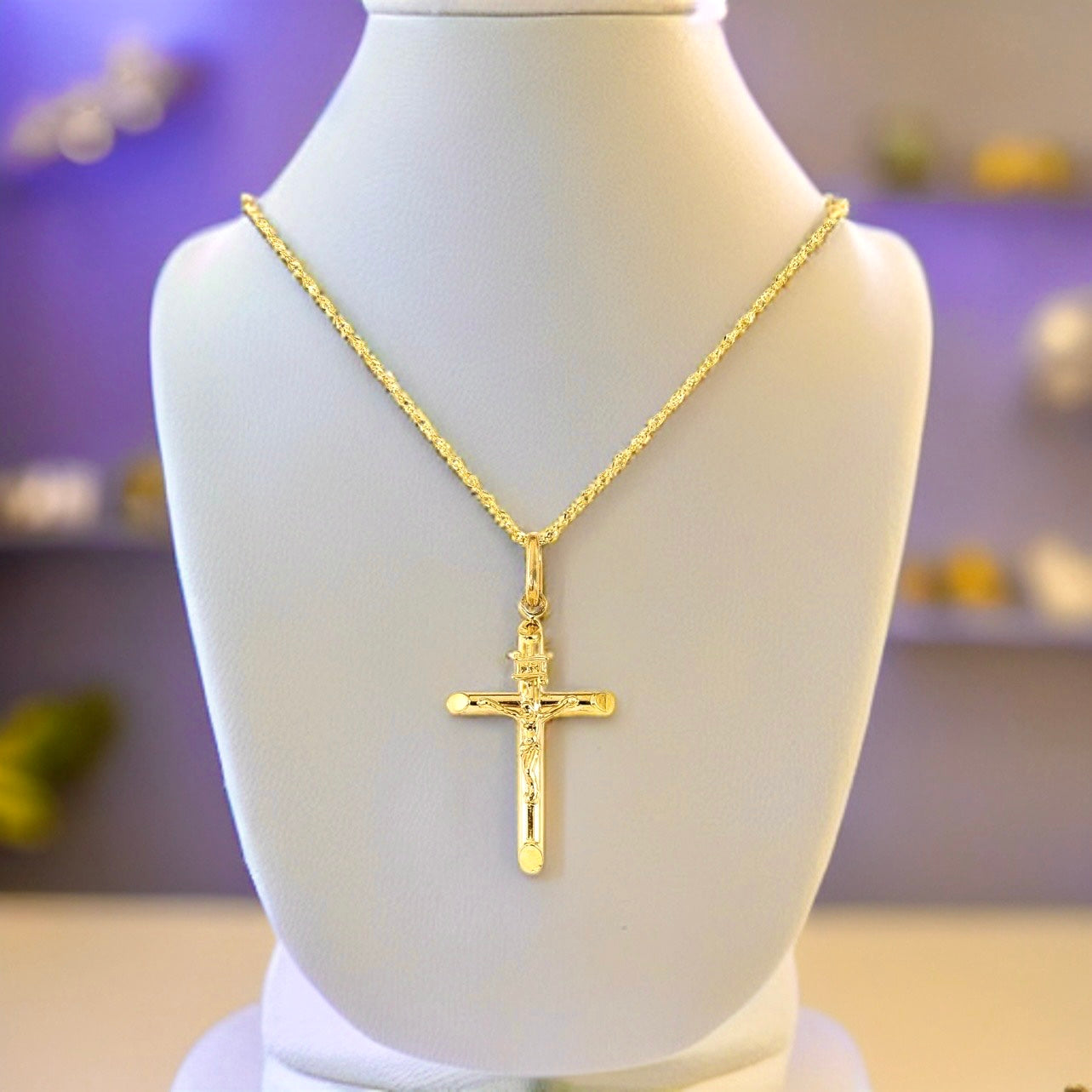 14k Yellow Gold Jesus Crucifix Cross Pendant with Luxury Italian Chain